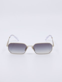 Metallsolbrille med gull-ramme og graderte solbrilleglass