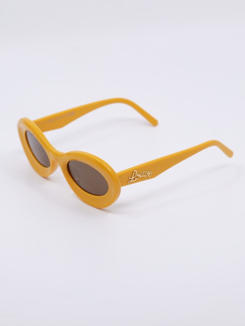 Chunky og oval solbrille i knæsj gul