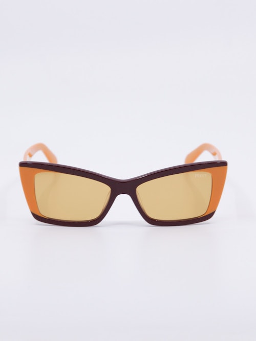 Solbrille oranjse og svart med cateye fasong