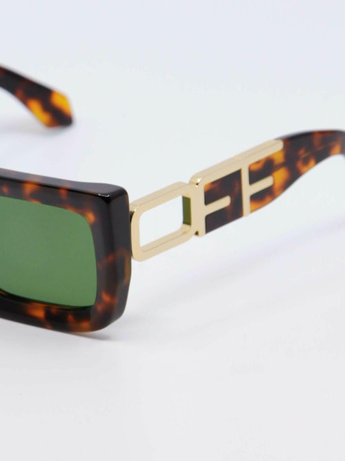 Rektangulær solbrille i havana med grønne glass