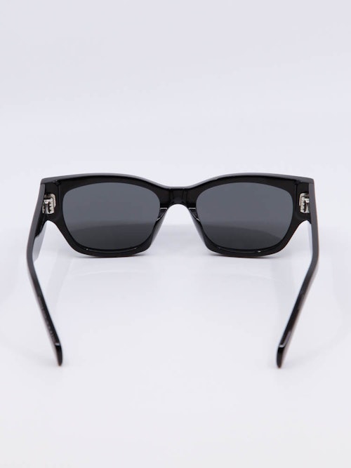 Klassisk svart solbrille