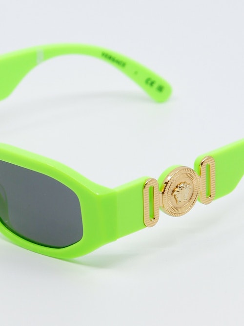 Neongrønn barnesolbrille med grå glass