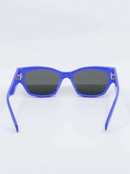 Bilde av solbrille fra Celine modellnummer CL40197u