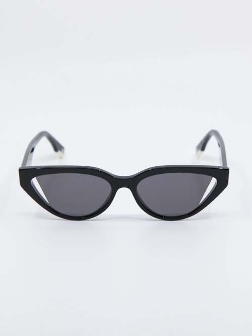 Bilde av solbrille fra Fendi