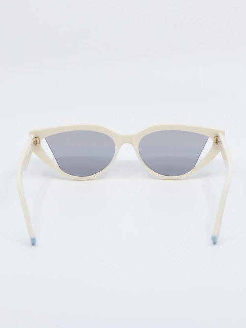Bilde av solbrille fra Fendi
