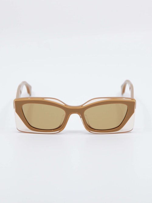 Solbrille i farge brun fra Fendi