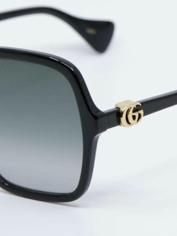 Nærbilde av klassisk solbrille fra Gucci