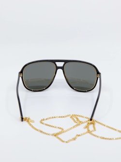 Solbrille med brillesnor fra Gucci