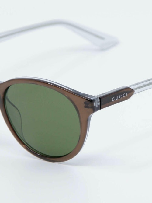 Nærbilde av solbrille GG1119s fra Gucci