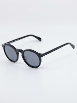 Bilde av solbrille fra Holzweiler, modell Frej