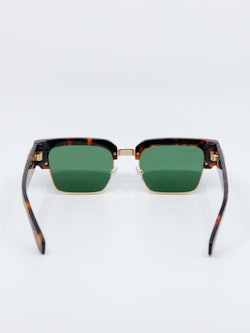 Bilde av solbrille fra Off-White, solbrille Washington