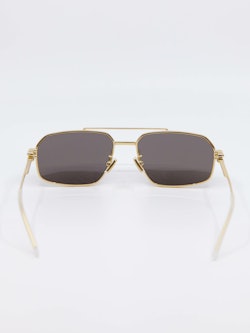 Bilde av solbrille fra Bottega Veneta BV1128s