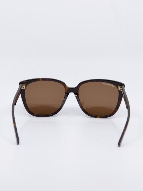 Solbrille i klassisk form, farge brun, bilde bakfra