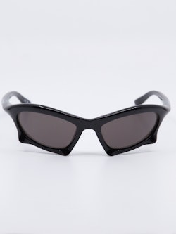 Svart unik cateye solbrille, bilde forfra
