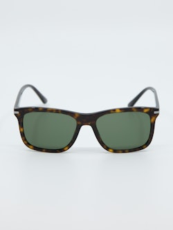 Bilde av solbrille fra Prada med modellnummer PR18WS