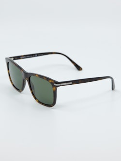 Bilde av solbrille fra Prada med modellnummer PR18WS