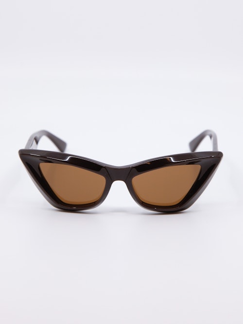 Bilde av solbriller fra bottega veneta med modellnummer bv1101S