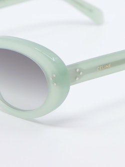 Nærbilde av solbrille CL40193 fra Celine