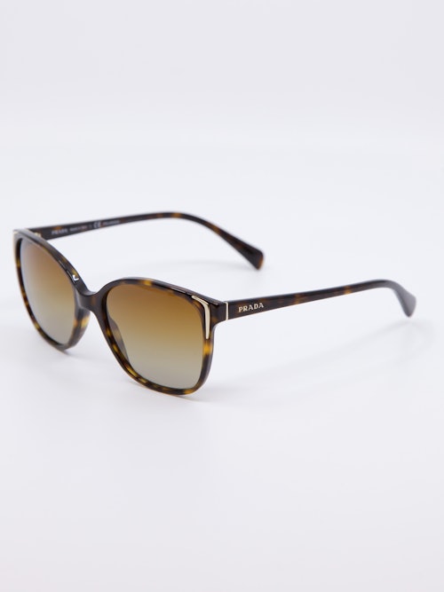 Bilde av solbrille fra Prada modellnummer pr01os