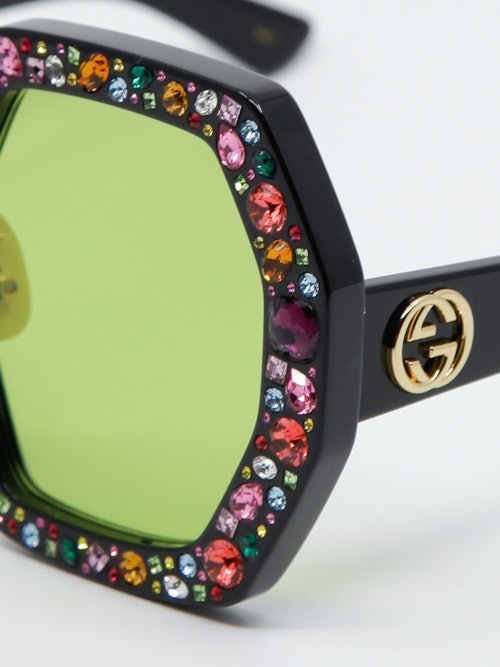 Nærbilde av solbrille GG0772s fra Gucci