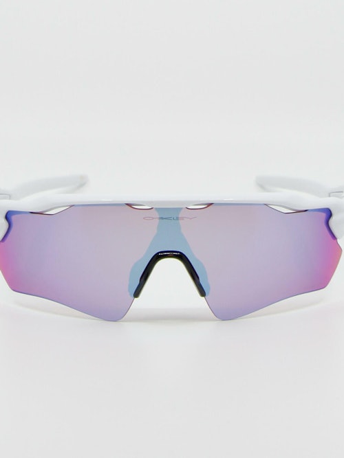 Bilde av solbrille fra Oakley modellnummer 9208 fargekode 47