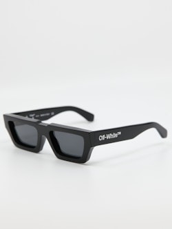Bilde av solbrille Manchester i farge sort fra Off-White