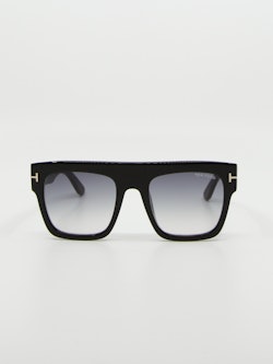 Bilde av solbrille fra tom ford modellnummer tf847 renee